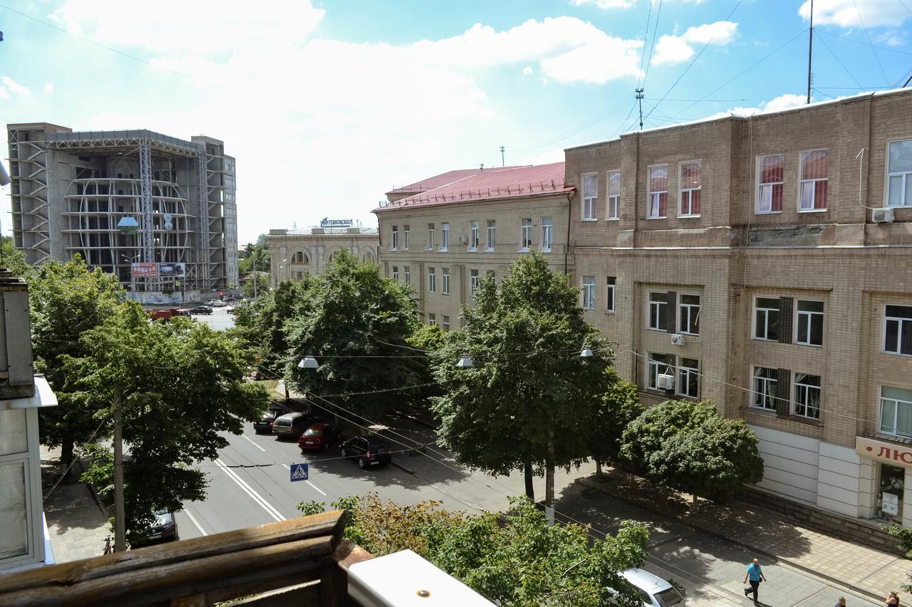 One-Bedroom Apartment On Gagarina Jarkov Exterior foto